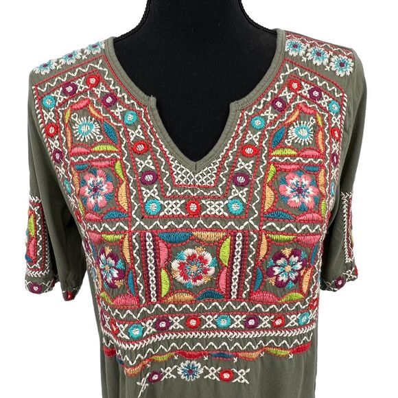 Johnny Was JW Los Angeles Olive Green Floral Embroidered Peasant Blouse Small - Picture 4 of 10